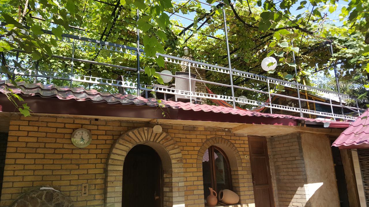 Green House In Batumi Eksteriør bilde
